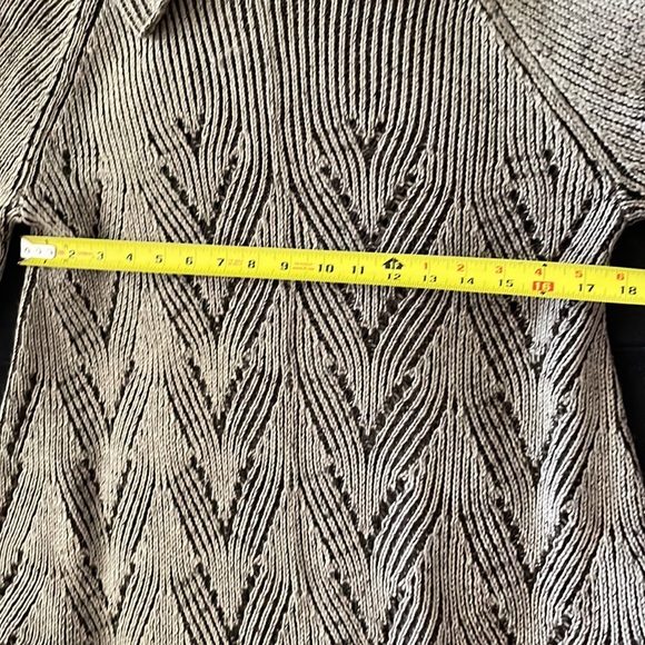 BCBG max Azria, tulip shaped super soft comfortable knit dress, brown, size S - Picture 5 of 10